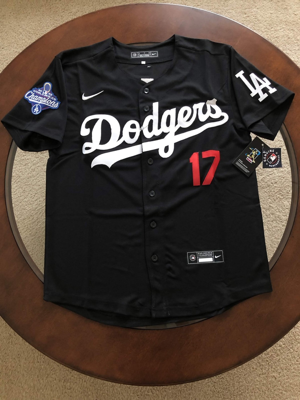 sNWT Shohei Ohtani Dodgers Men's Large Black Away Jersey Stitched #17 sNWT Shohei Ohtani Dodgers Men's Large Black Away Jersey Stitched #17