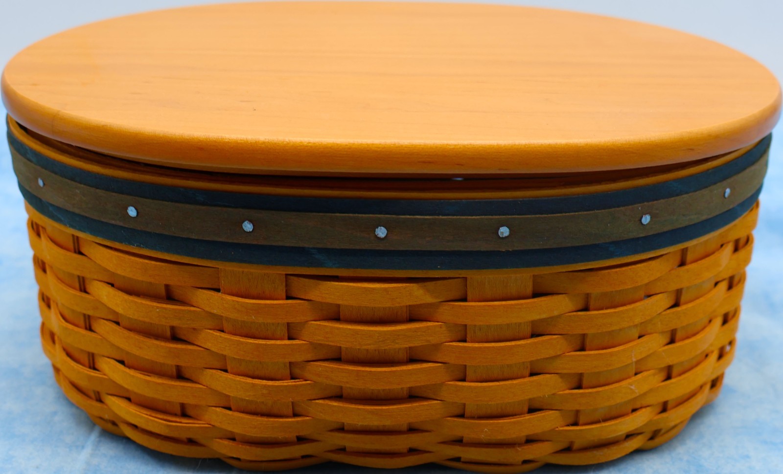 Longaberger 2001 Harmony No 2 Basket WoodCrafts Lid COA Collectors Club