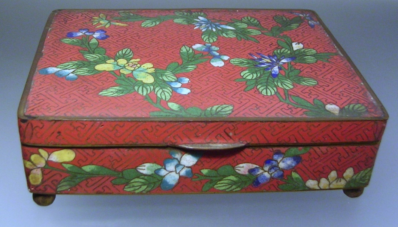 Antique Chinese Cloisonné Enamel Box Red Floral Hinged Lid