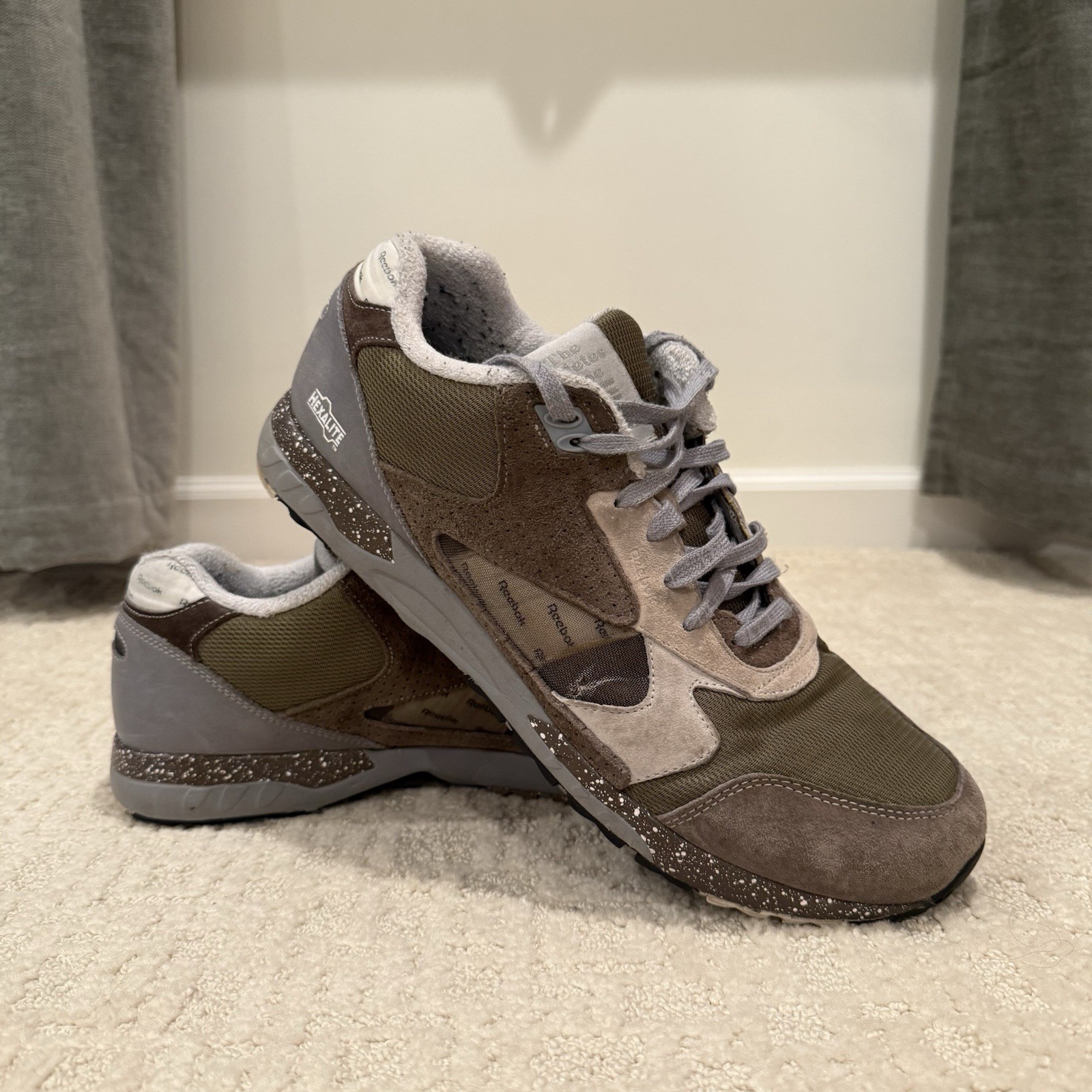 Reebok The Athlete’s Shoe Hexalite - SIZE 13 - Olive Green Taupe Grey Reebok The Athlete’s Shoe Hexalite - SIZE 13 - Olive Green Taupe Grey