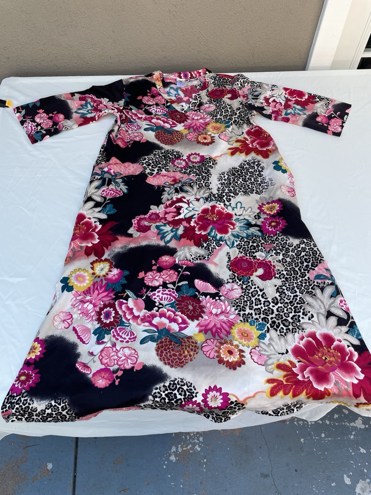 Natori Kimono Nightgown Women Size M Maxi Long Caftan House Dress Floral Print