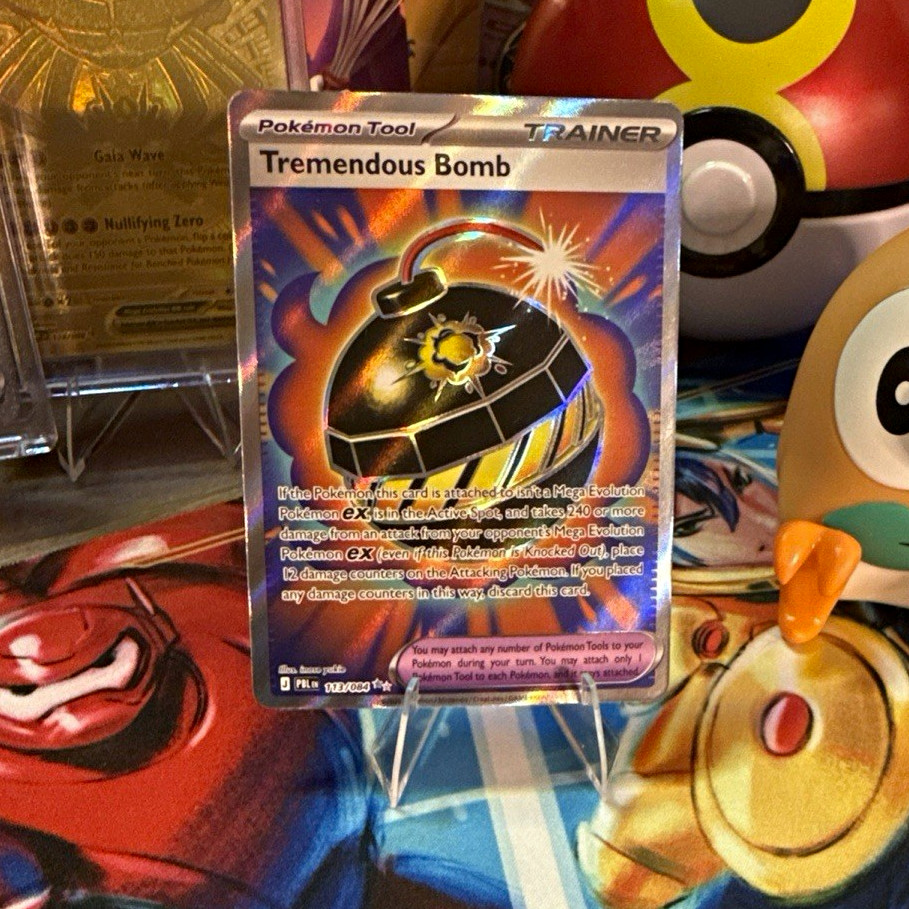Pokemon TCG Tremendous Bomb 113/084 Pitch Black