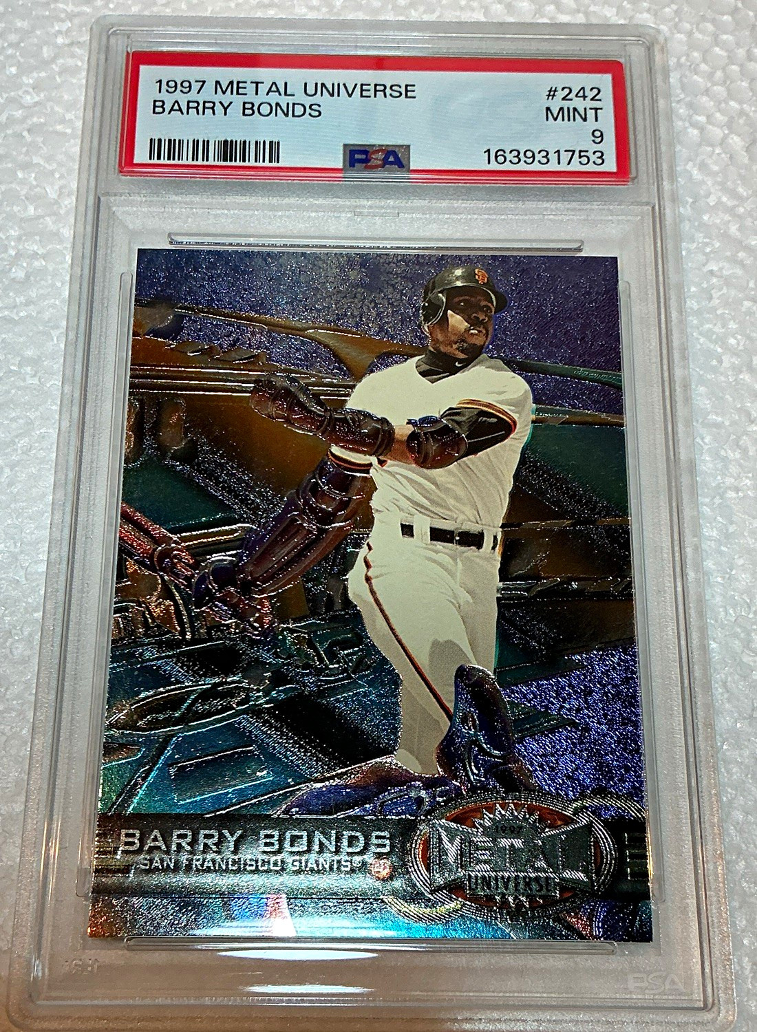 1997 SkyBox Metal Universe Barry Bonds #242 San Francisco Giants PSA - 9 1997 SkyBox Metal Universe Barry Bonds #242 San Francisco Giants PSA - 9