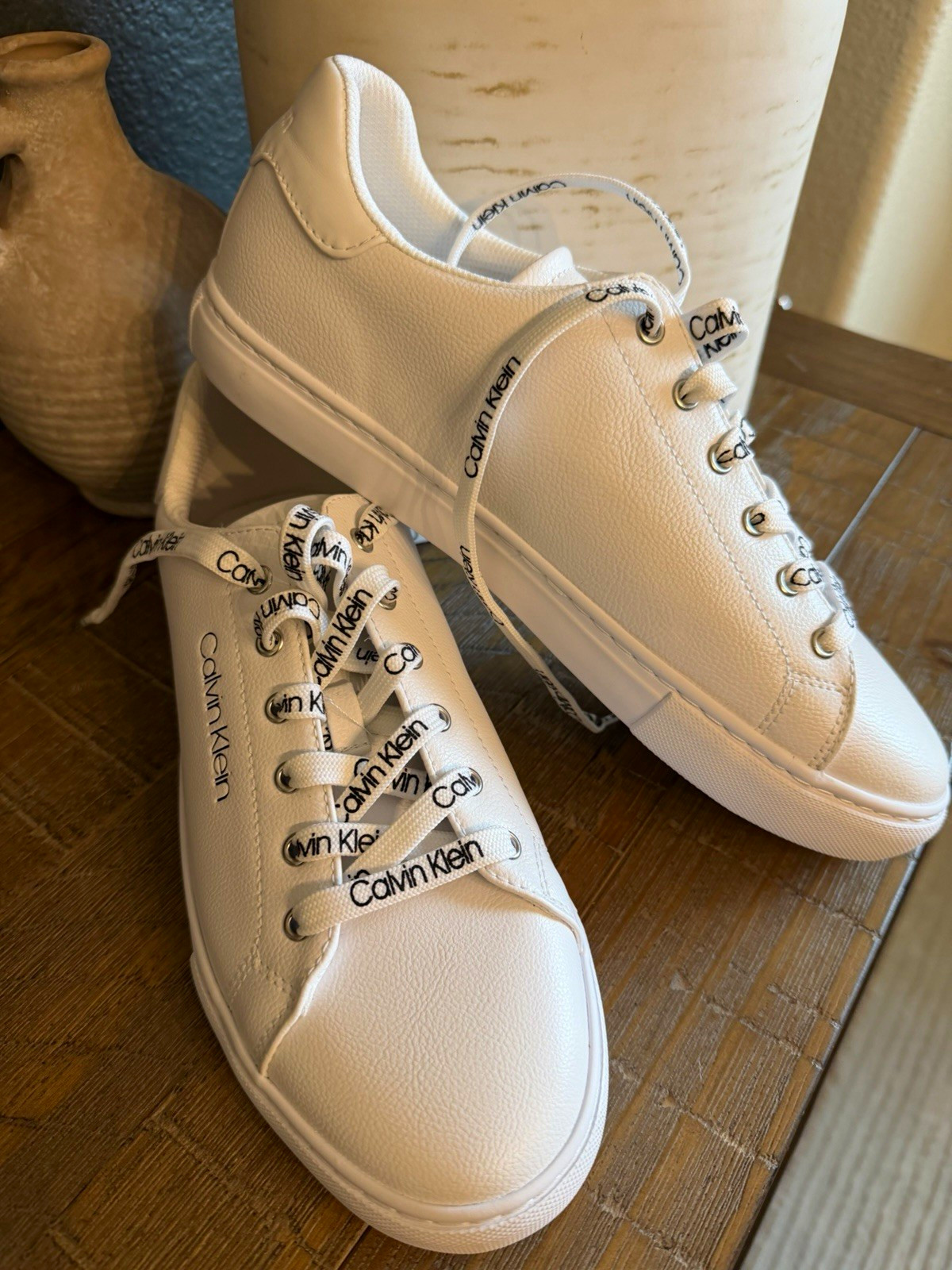 Calvin Klein Women’s White Lace-Up Logo Sneakers US 11 MPN KCCIYAN