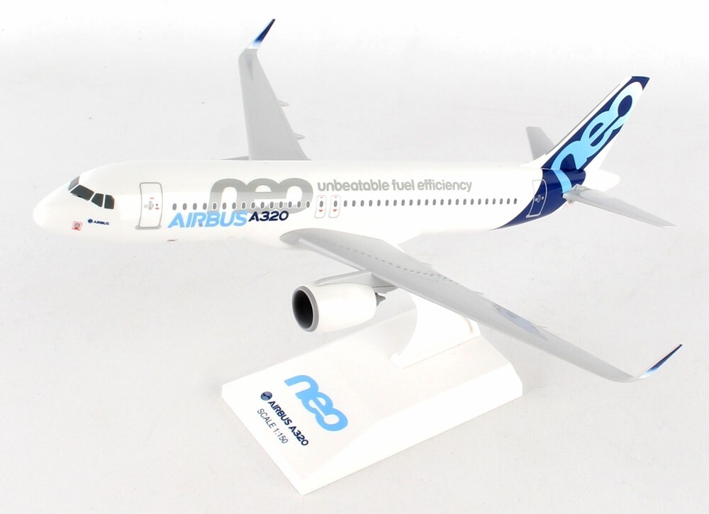 New Skymarks SKR939 Airbus Industrie Airbus A320neo - 1:150 model