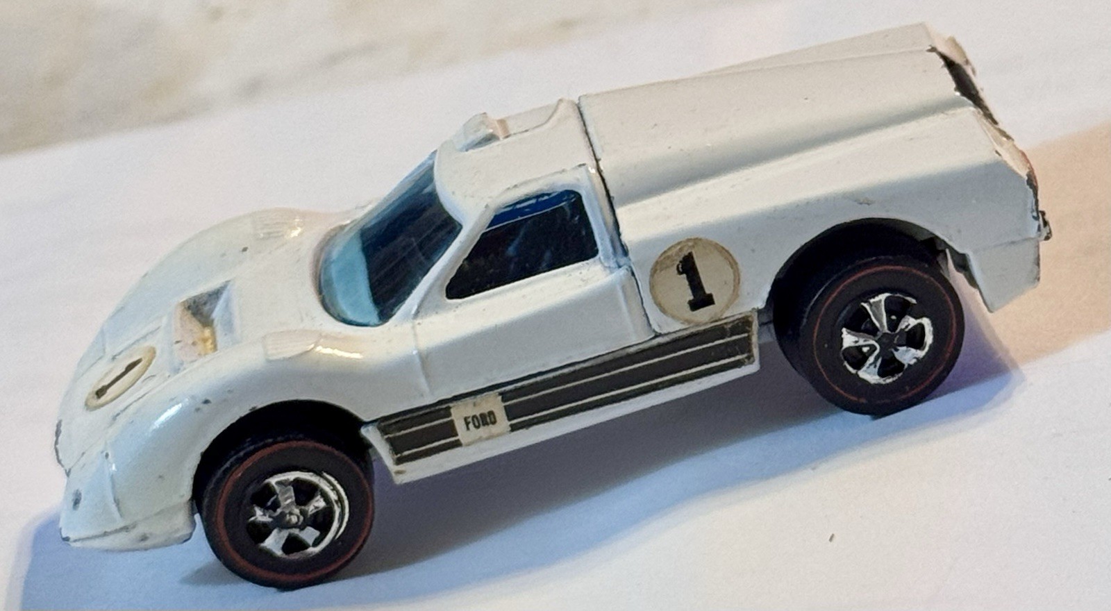WOW VGC Early Run 1971 Ford J Car White Enamel Color Original Redline HotWheel