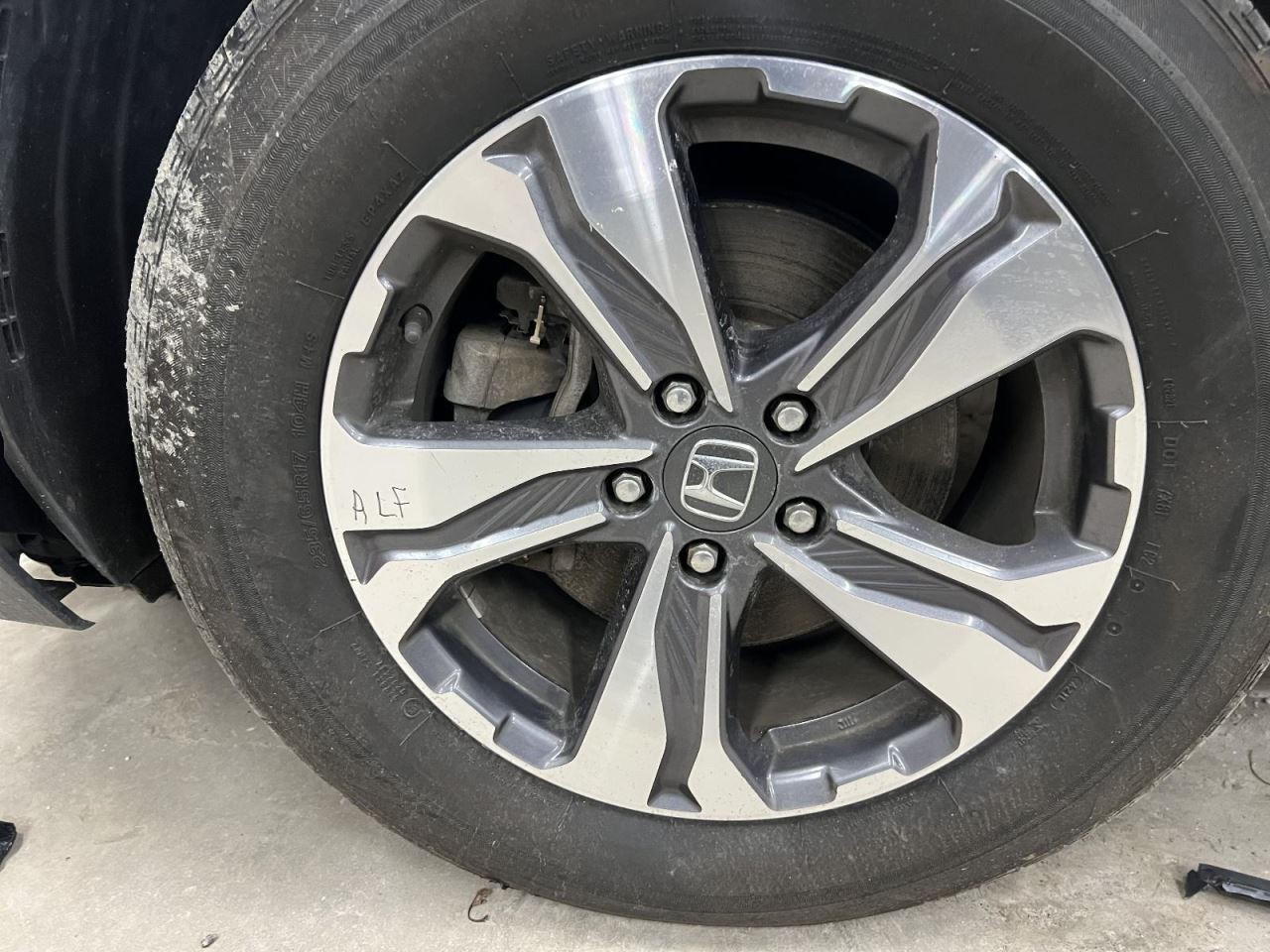 Wheel 17x7-1/2 Alloy Machined And Gray Painted Fits 17-22 CR-V 223656
