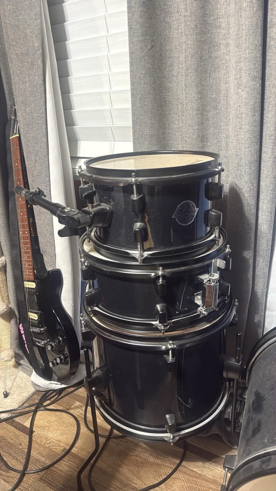 Ludwig pocket kit, Black Wood Acoustic Ludwig pocket kit, Black Wood Acoustic