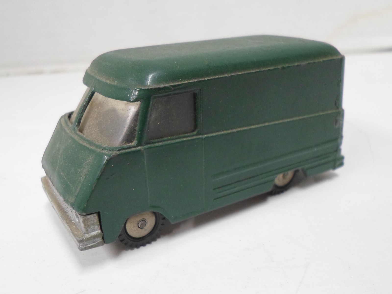 Vintage Hubley Real Toys Metro Delivery Van Vintage Hubley Real Toys Metro Delivery Van
