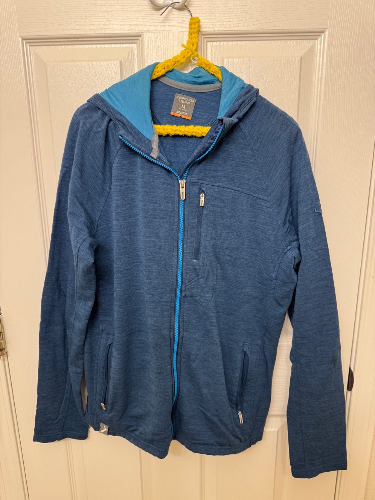 Icebreaker Sierra Plus RealFleece Hooded Jacket - Merino Wool (For Men) Icebreaker Sierra Plus RealFleece Hooded Jacket - Merino Wool (For Men)