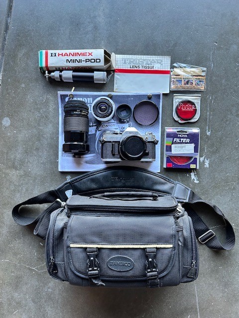 Vintage Canon AE-1 35mm SLR Film Camera Bundle