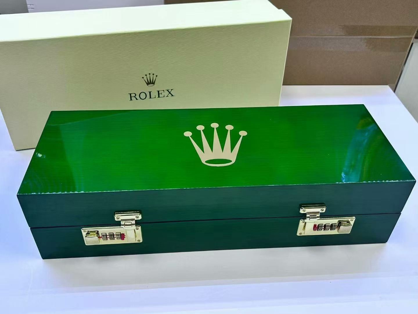 5 Slot Green Wooden Luxury Watch Storage Box new 5 Slot Green Wooden Luxury Watch Storage Box new