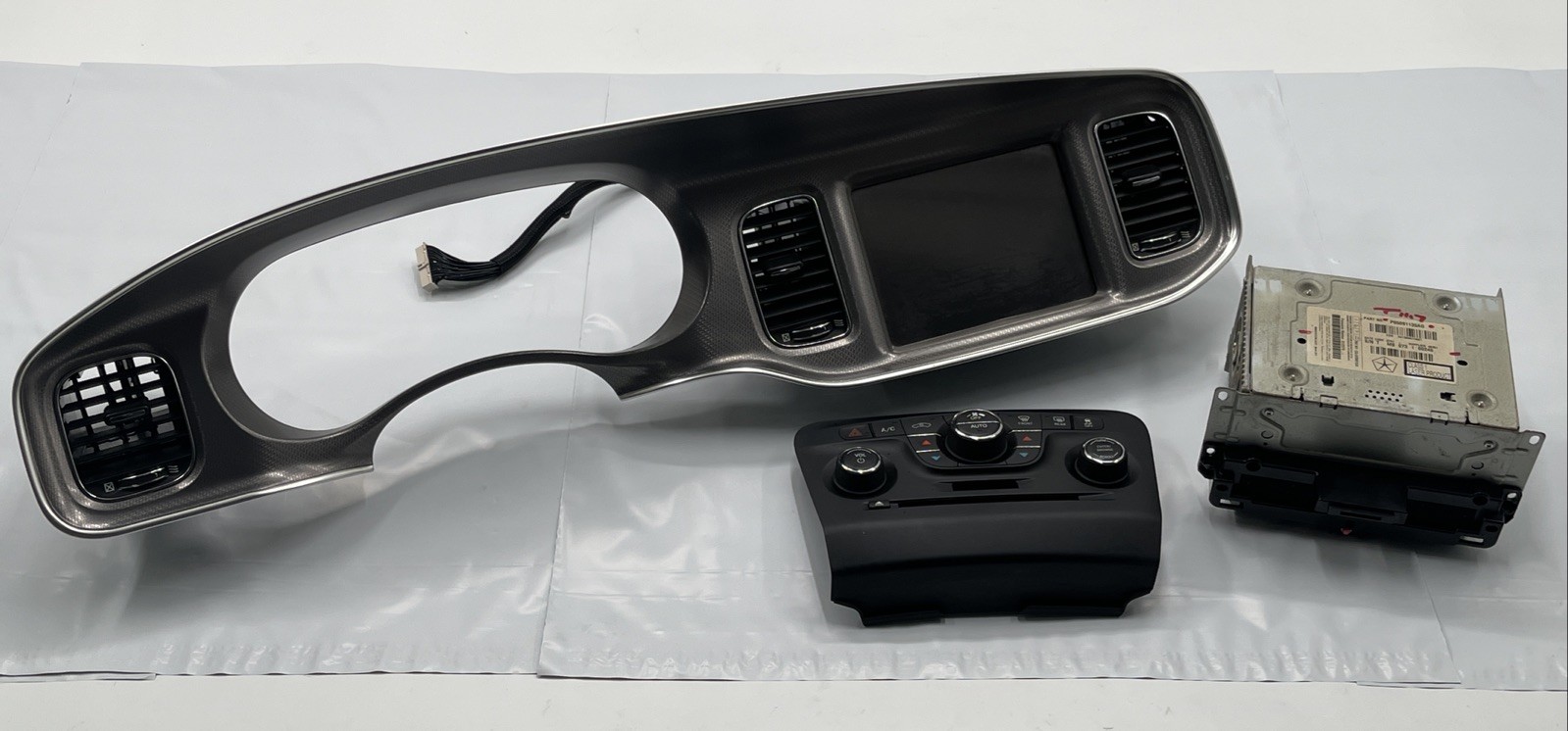 11-14 Dodge Charger Radio Bezel Navigation 8.4\