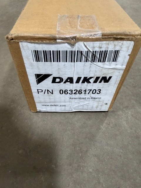 Daikin McQuay Frame Motor 115v 1 Phase 1/4 HP 1075 RPM 48 063261703 Daikin McQuay Frame Motor 115v 1 Phase 1/4 HP 1075 RPM 48 063261703