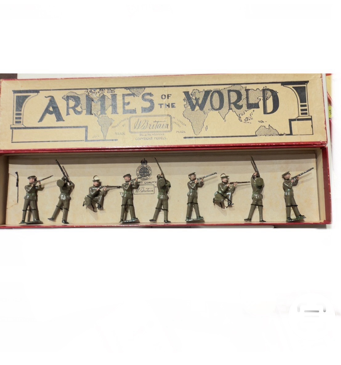 W.Britain #1260 British Infantry Standing, Kneeling, Lying Position (9 Figures)