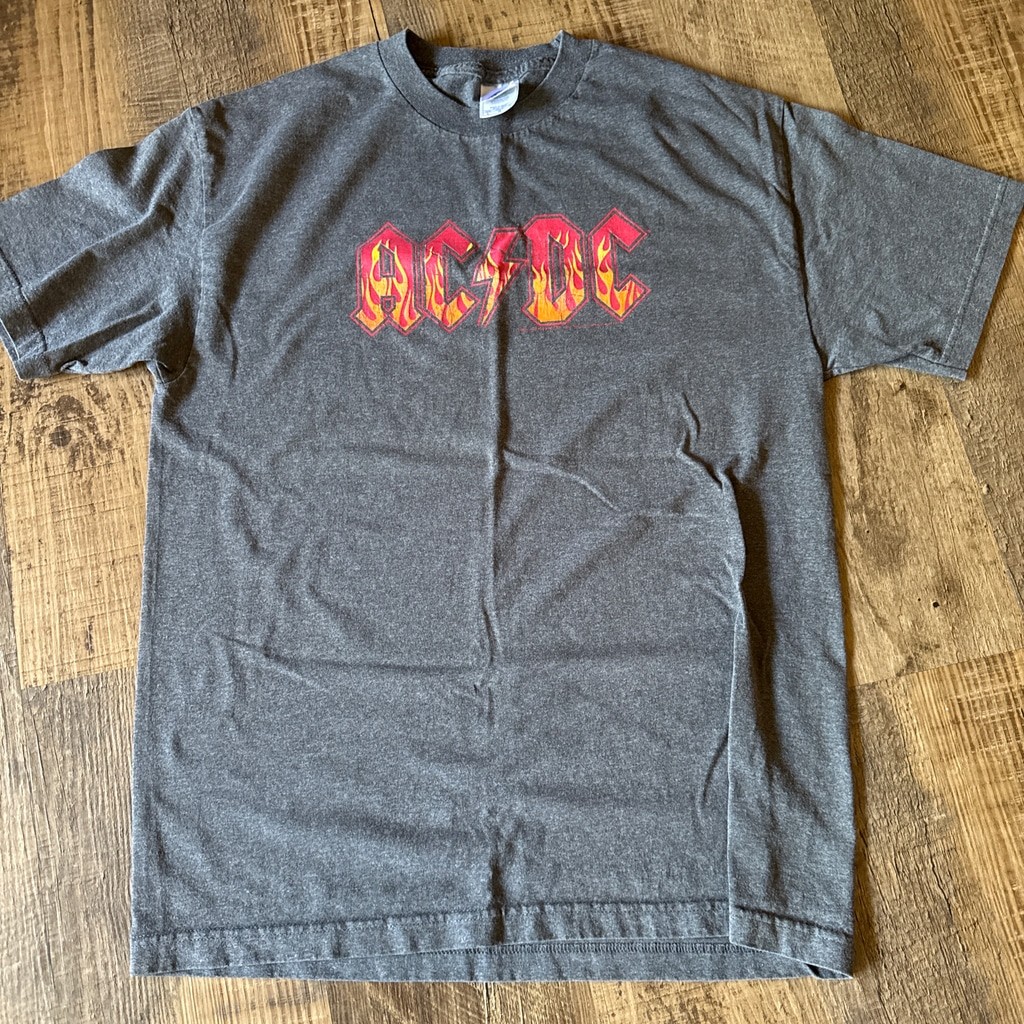 NWOT Vintage 2005 AC/DC Tour T-Shirt Mens L AAA Alstyle Flame Logo Y2K Band Tee