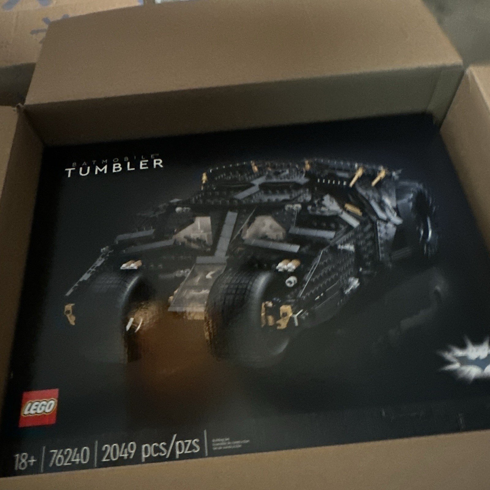 LEGO Super Heroes: Batmobile Tumbler (76240) LEGO Super Heroes: Batmobile Tumbler (76240)