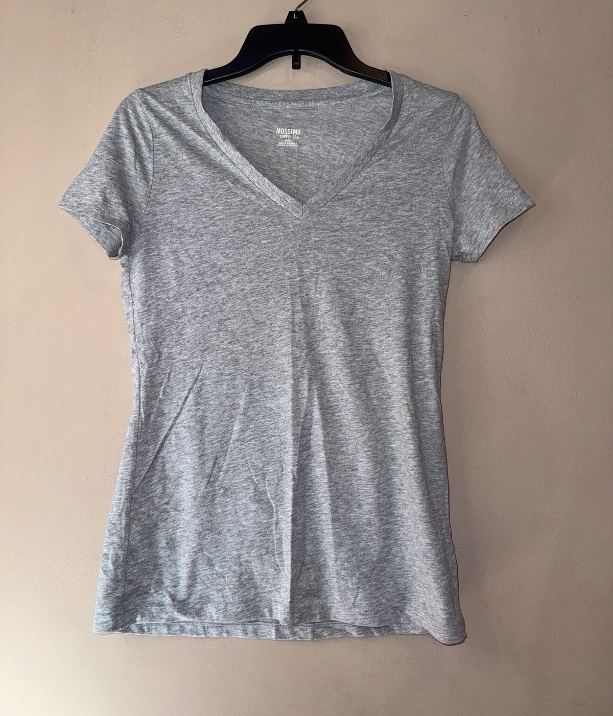 Mossimo Supply Co. Women’s Gray Solid V-Neck Short Sleeve Pullover T-Shirt M