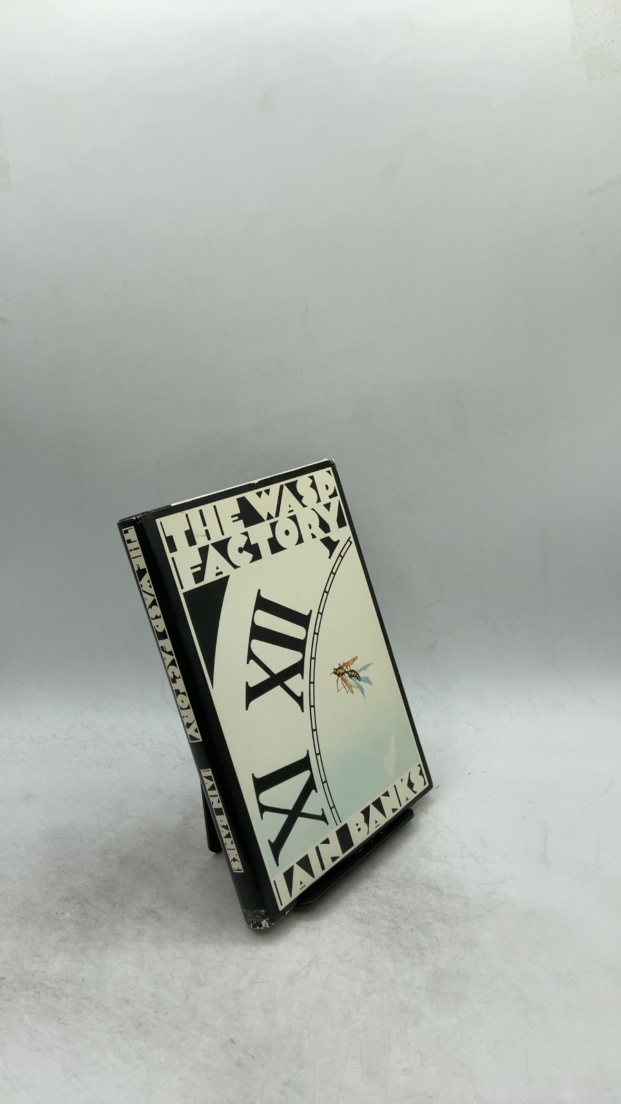 THE Wasp Factory Iain Banks Hardcover First Edition 1984