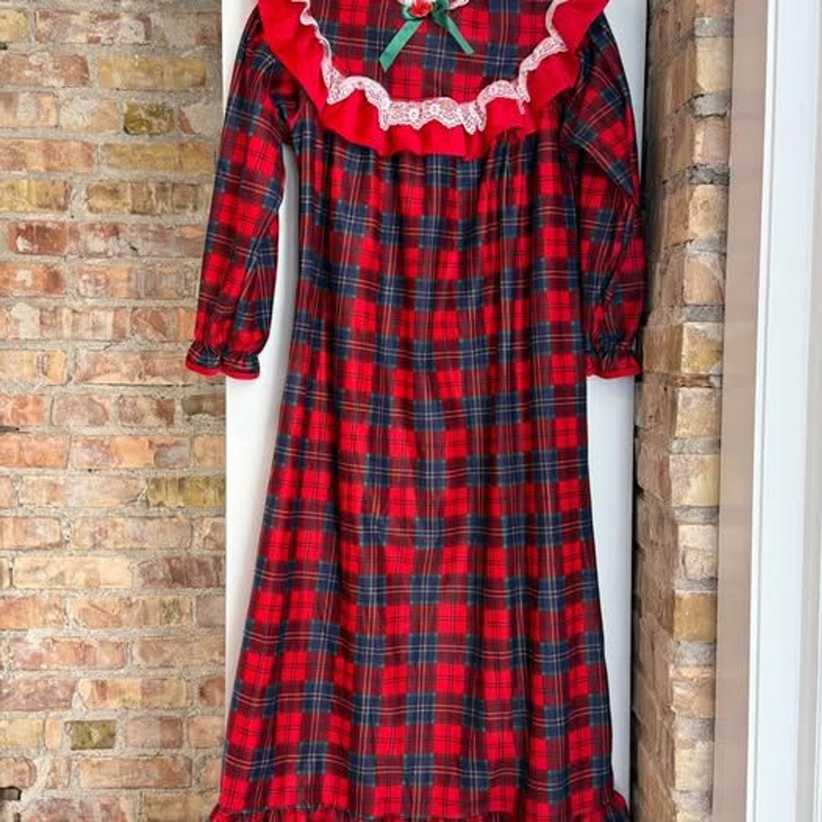 Vintage Cassie Girls 14 Plaid Nightgown Ruffle Lace Coquette Prairie Christmas