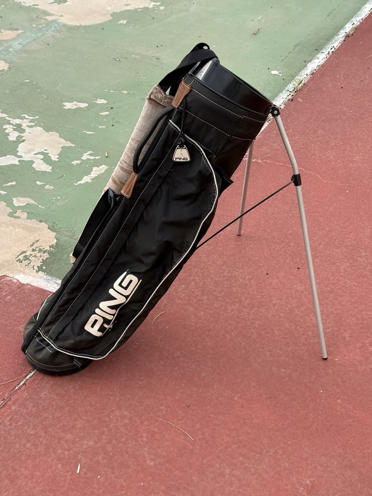 Vintage Ping L8 Karsten Stand Bag 4 Way Divider Single Strap Freshly Cleaned