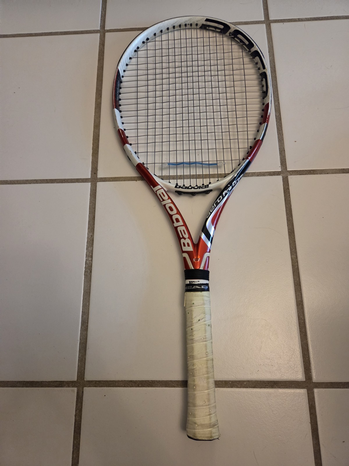 Babolat Aero Pro Drive Roland Garros Edition 4 3/8 Babolat Aero Pro Drive Roland Garros Edition 4 3/8