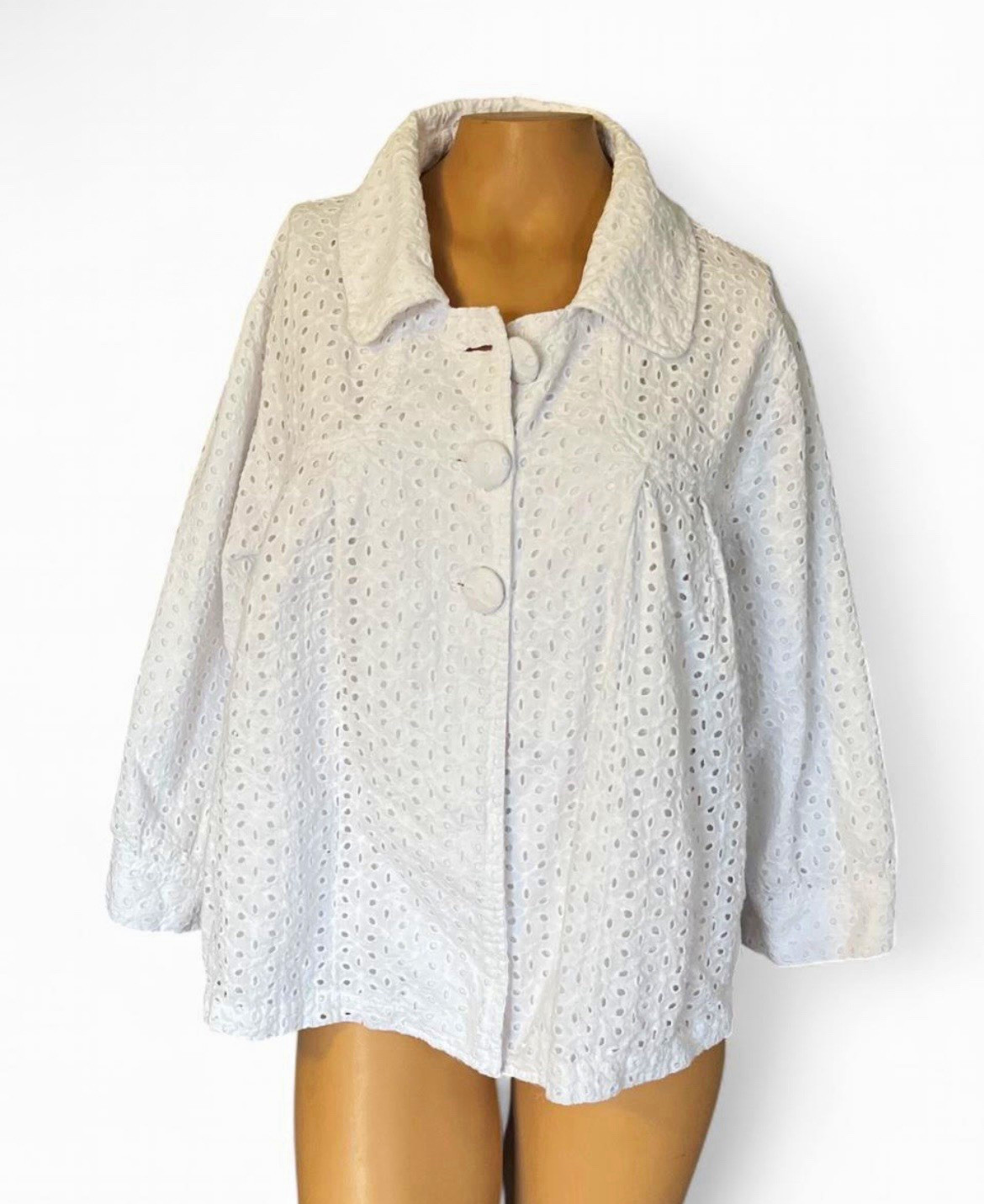 JL Studio White Eyelet Button Front Collared Jacket w/ Pockets Plus 20W JL Studio White Eyelet Button Front Collared Jacket w/ Pockets Plus 20W