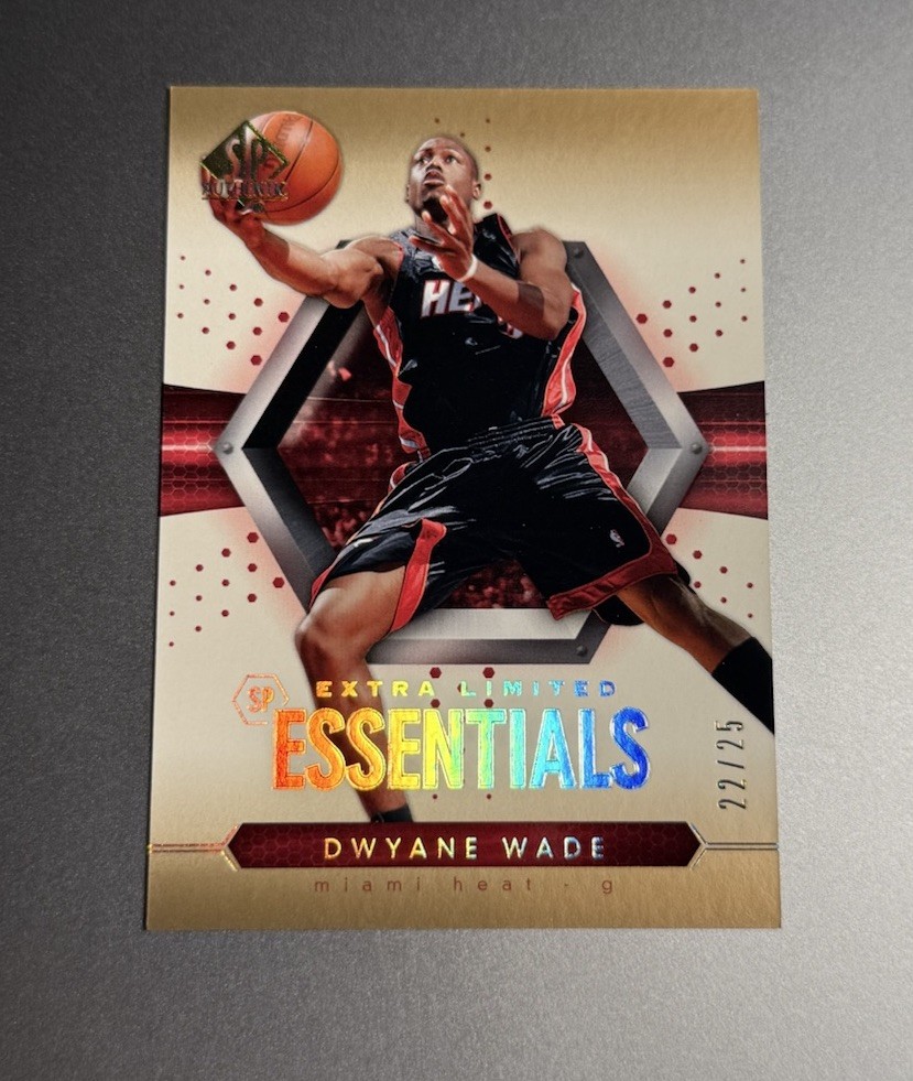 Dwyane Wade 2005-06 UD SP Authentic /25 Extra Limited Essentials SSP #110 Heat