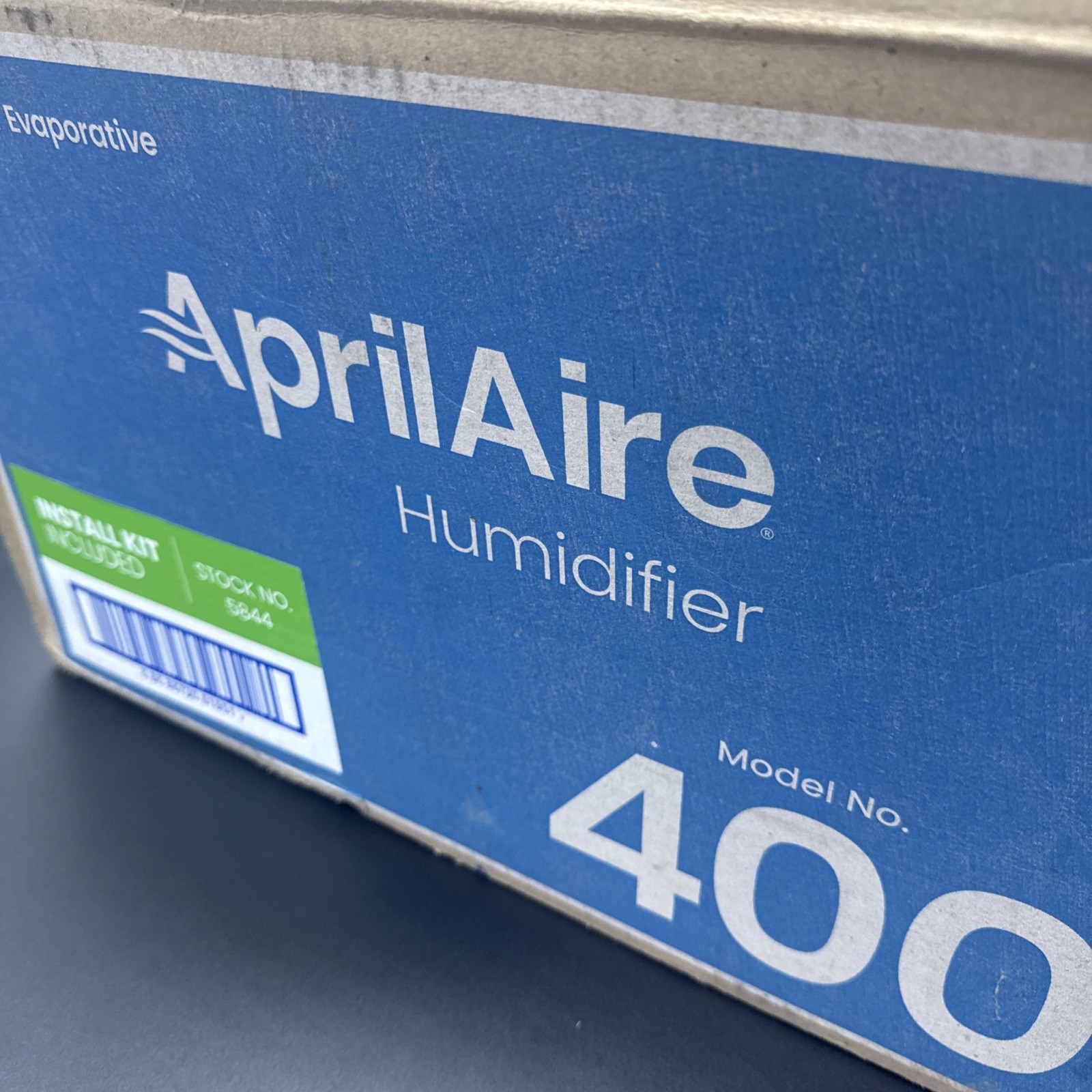 AprilAire 400M Whole House 17 Gal. for up to 5,000 sq.ft. Evaporative Humidifier