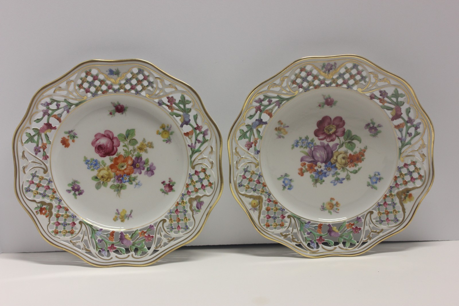 Set of 2 Schumann Bavaria Dresden Empress Chateau Salad Plates, 8-1/2\