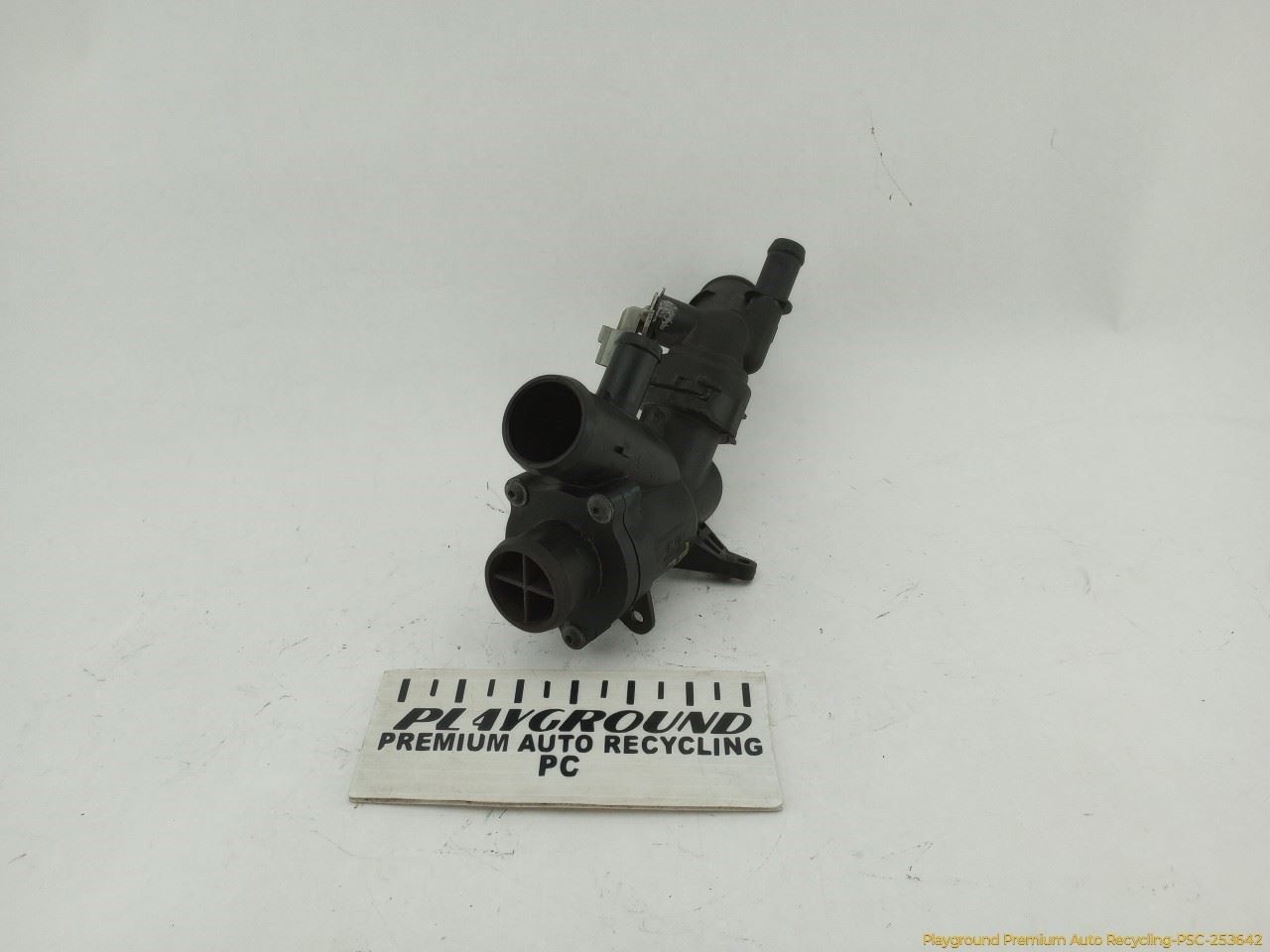Range Rover HSE L322 Thermostat Housing 5.0L 8 Cylinder Fits 2010-2012 10 11 12