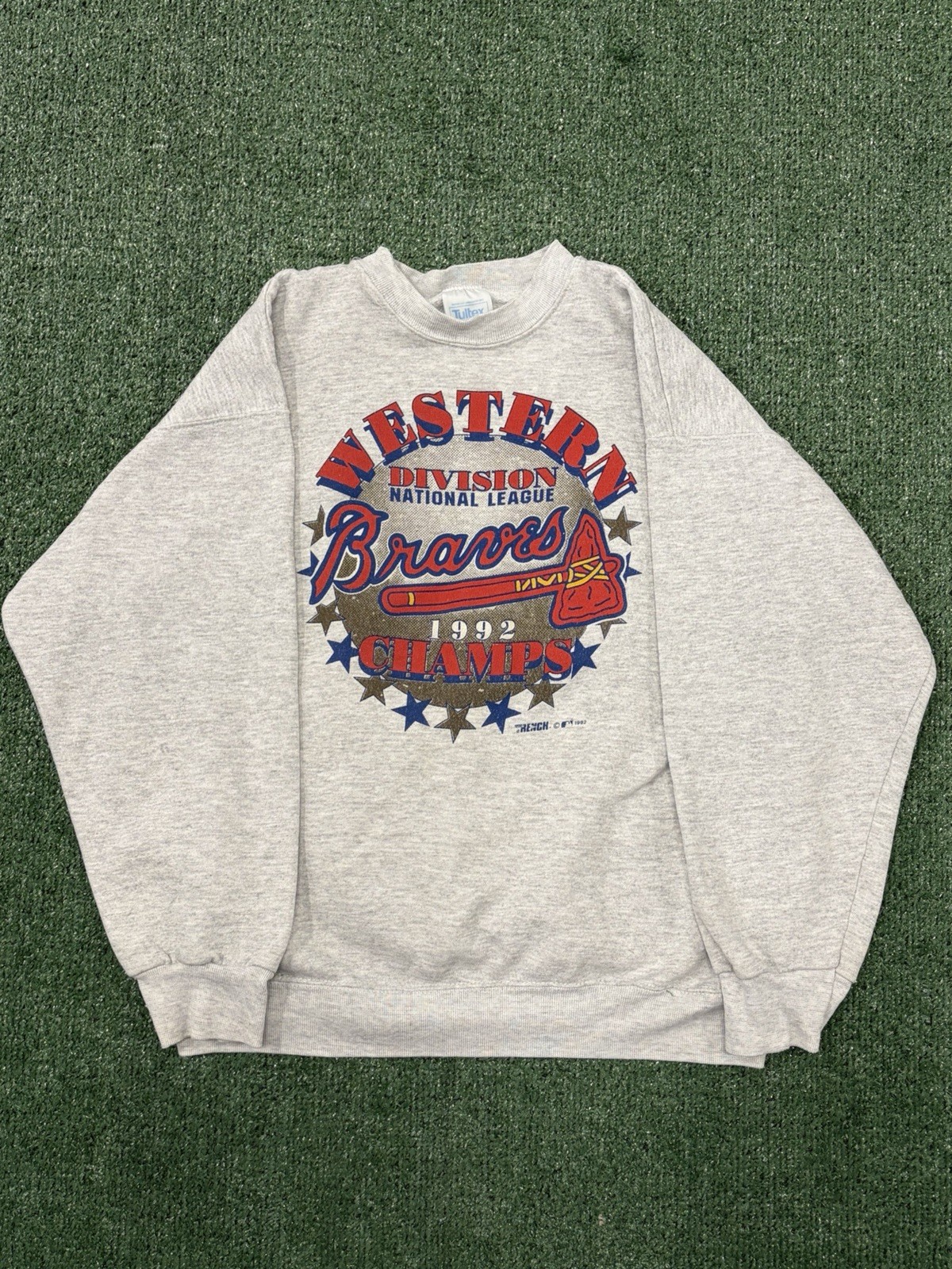 Vintage 1992 Western Division Champions Atlanta Braves Crew Neck Sweater Size XL Vintage 1992 Western Division Champions Atlanta Braves Crew Neck Sweater Size XL