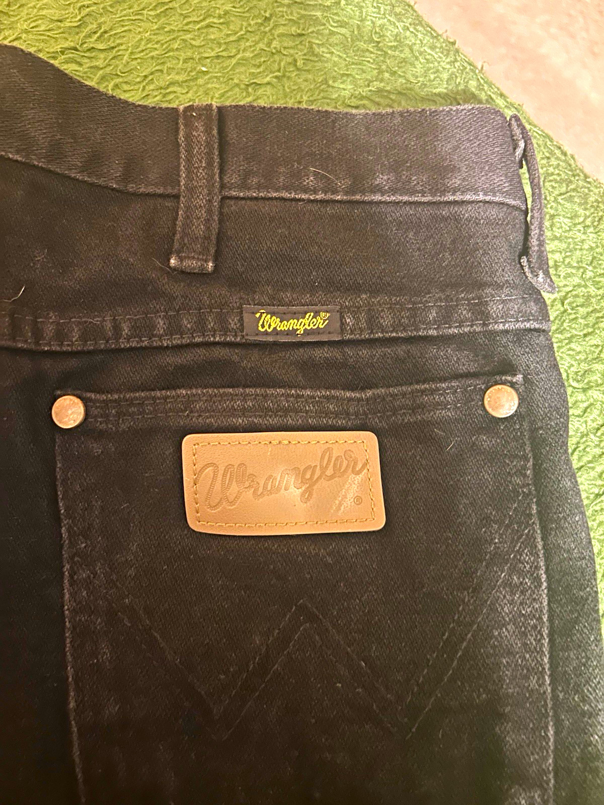 👖 Vintage Wrangler 935WBK Black Jeans — 32×34