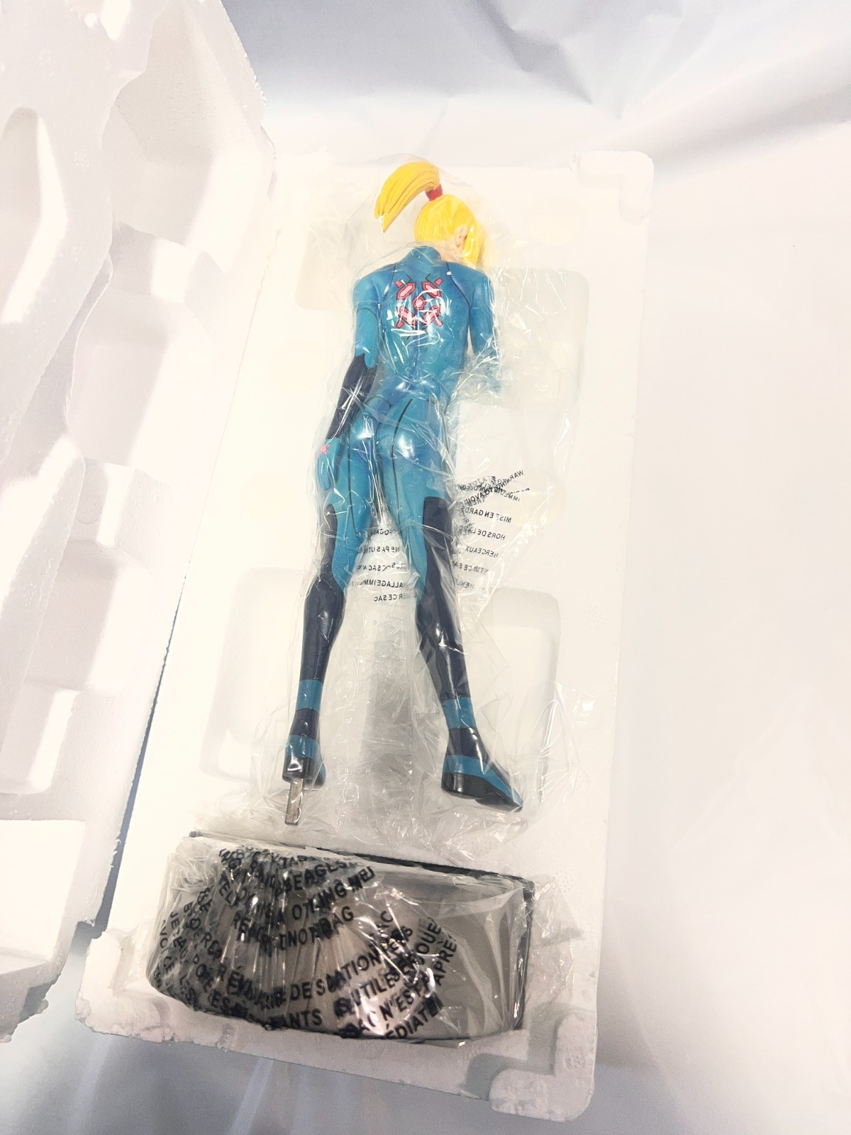 Zero Suit Samus Metroid Prime Statue by First 4 Figures F4F #1639 of 2500