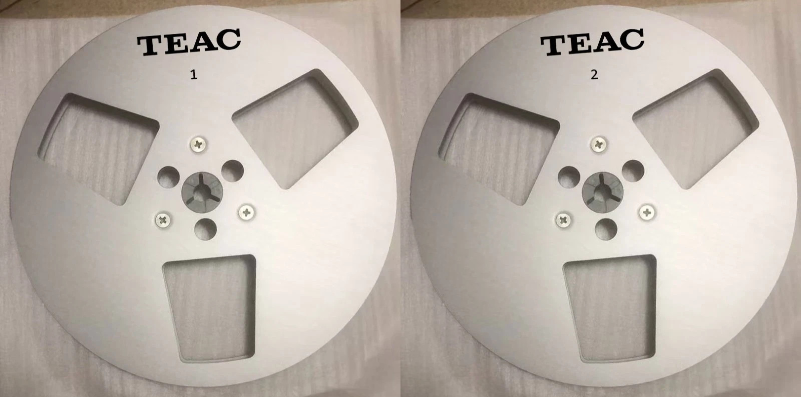 One Pair Silver TAPE REEL TEAC 7\