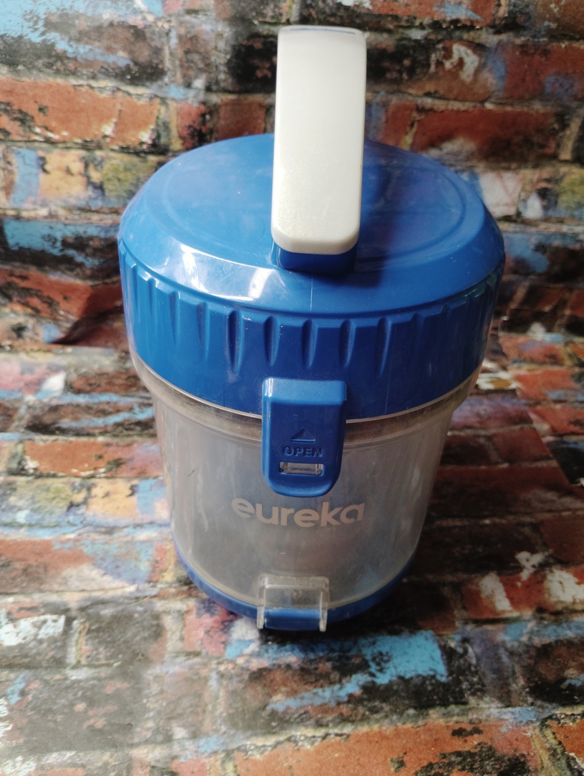 Eureka NEN0103 Dust Bin Canister Assembly NEN110A Whirlwind Vacuum Replacement 