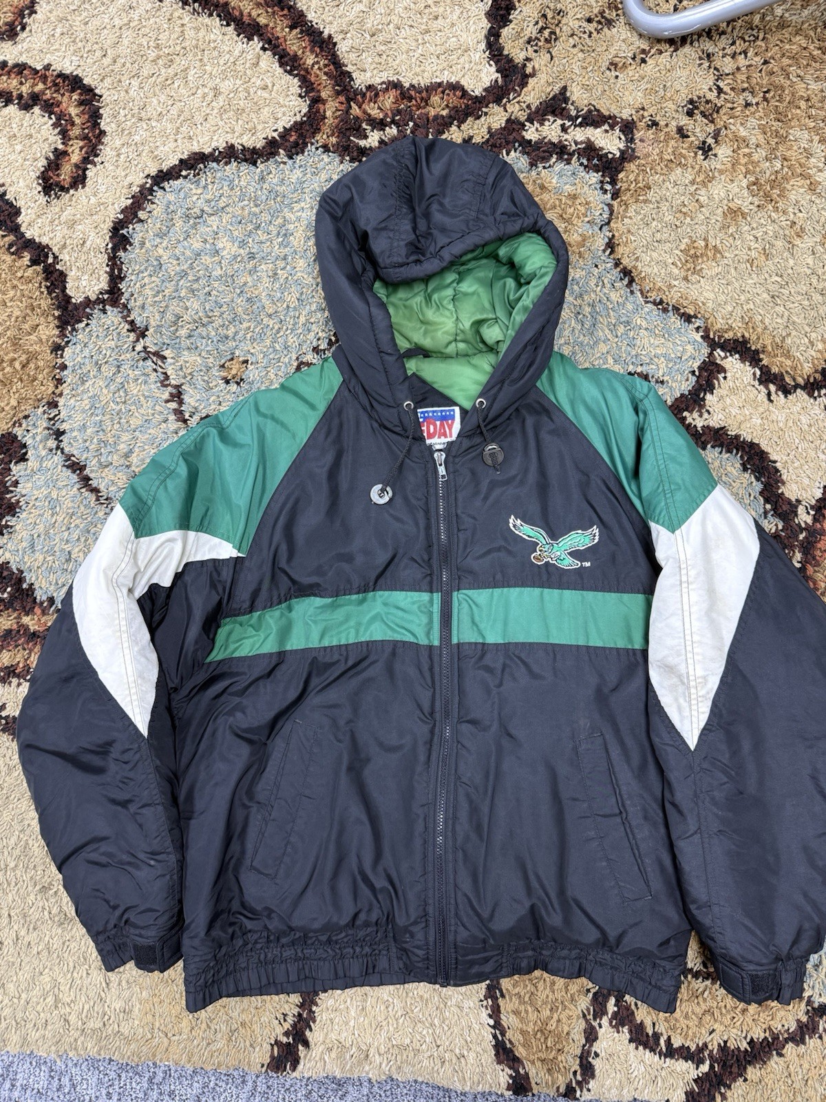 Vintage Philadelphia Eagles NFL GameDay Puffer jacket by Turbo Sportswear Large Vintage Philadelphia Eagles NFL GameDay Puffer jacket by Turbo Sportswear Large