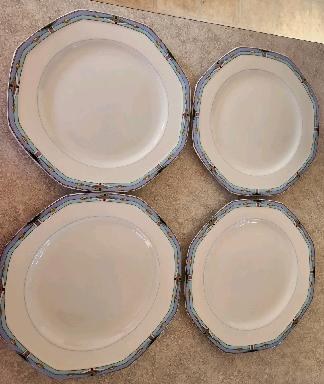 4 NEW Contempra by Studio Nova  Dinner Plates. 10.5\' Beautiful