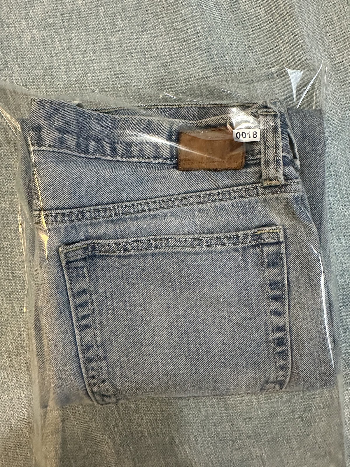 Y2K GAP Loose Straight Fit Jeans Men\'s Sz 34 X 30 Light Wash Denim Baggy Retro Y2K GAP Loose Straight Fit Jeans Men\'s Sz 34 X 30 Light Wash Denim Baggy Retro