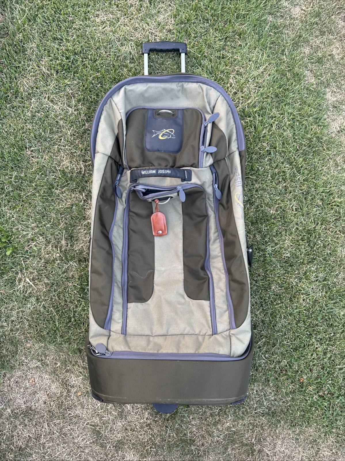 William Joseph HUGE Rolling Travel Fishing Bag Luggage 37\ William Joseph HUGE Rolling Travel Fishing Bag Luggage 37\
