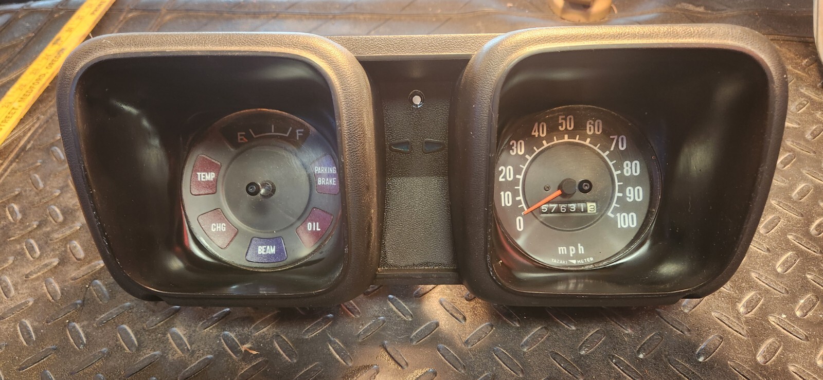 73-78 Toyota Pickup Speedometer Instrument Cluster Oem 1773-1778 57K Miles 73-78 Toyota Pickup Speedometer Instrument Cluster Oem 1773-1778 57K Miles