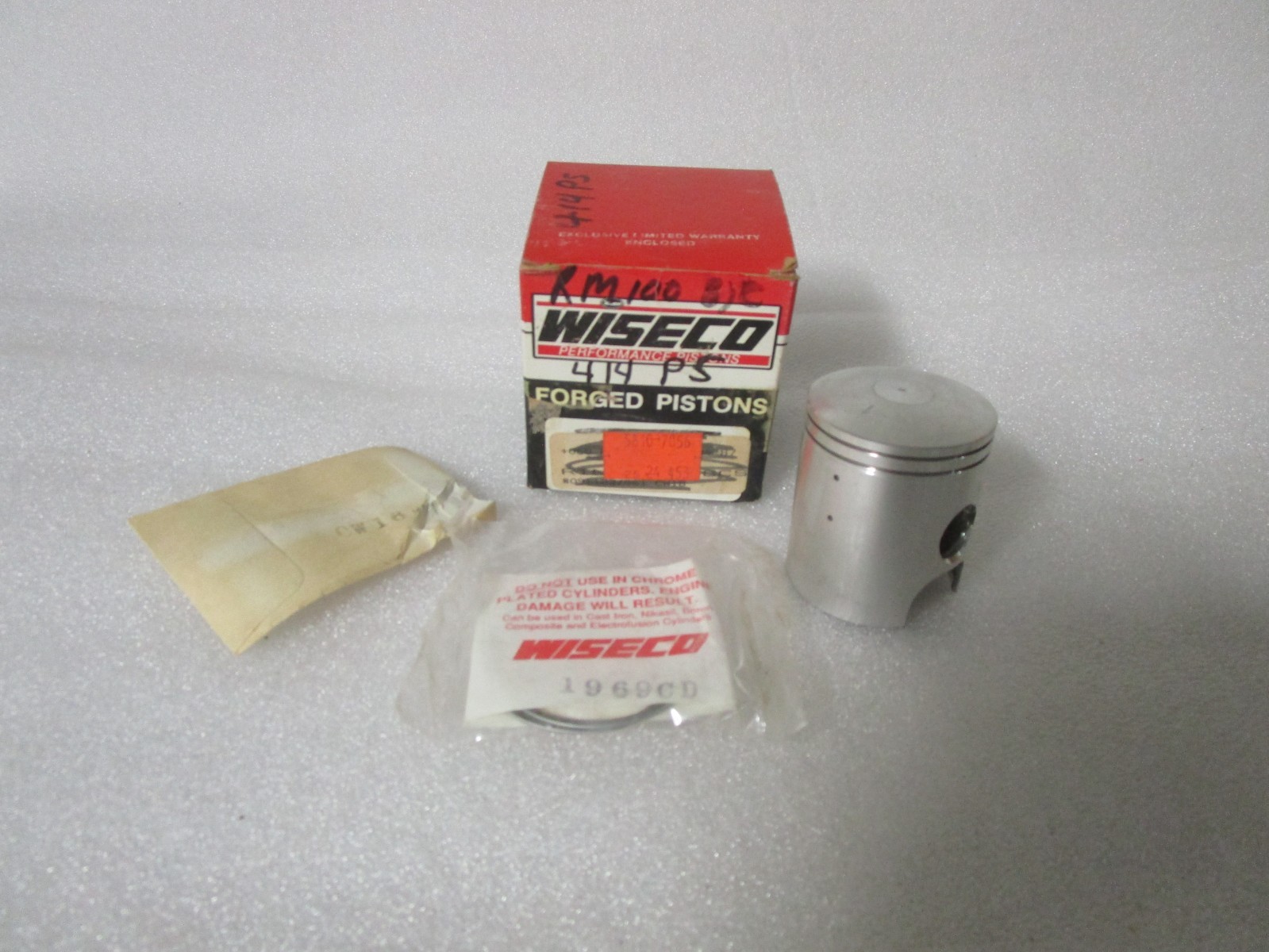1977-78 Suzuki RM100 Wiseco Piston 50.00mm Standard