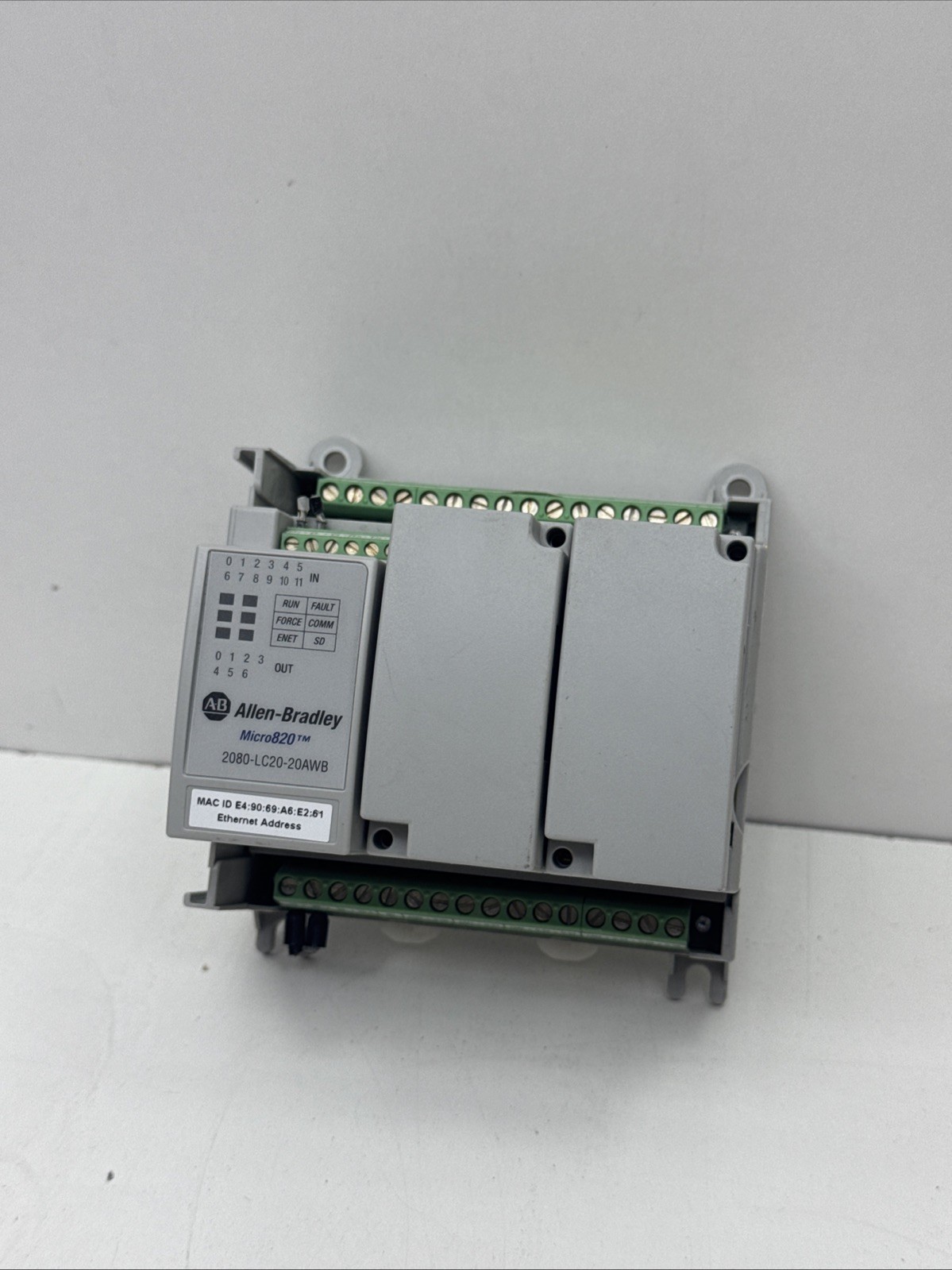 ALLEN BRADLEY 2080-LC20-20AWB MICRO820 CPU FOR BULLETIN 2080