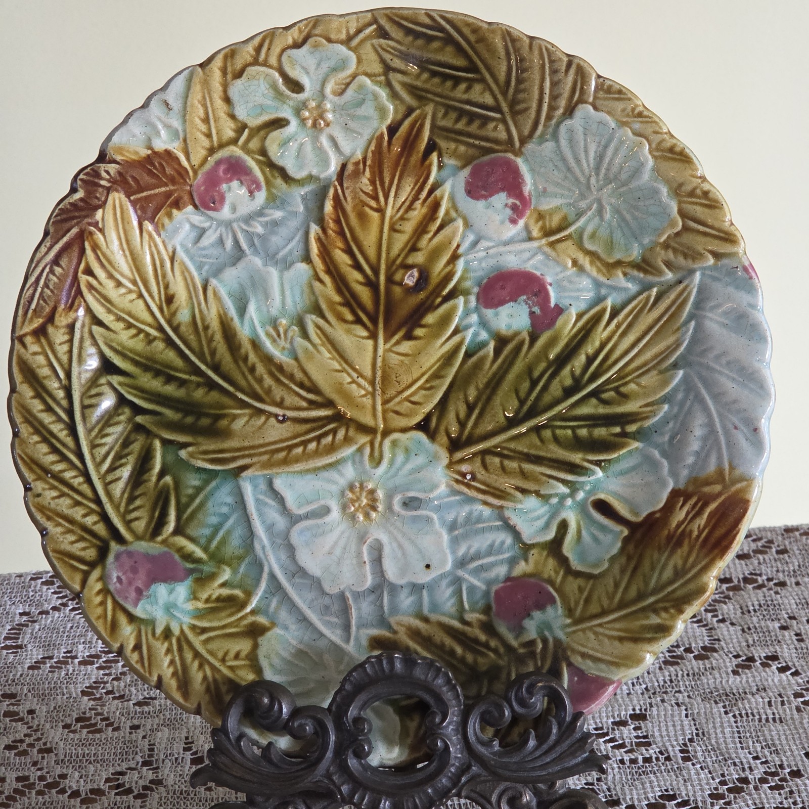 Antique H&C France Majolica Plate Leaves, Flowers, Berries 8.5\