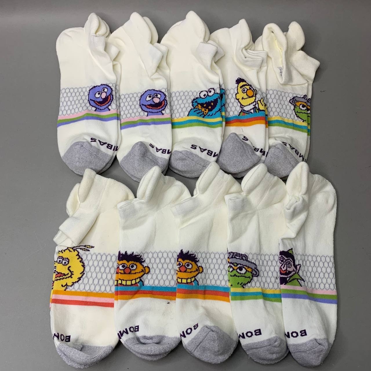Bombas Sesame Street Unisex Ankle Socks 4 Pack Random Assorted Character Sz M,L