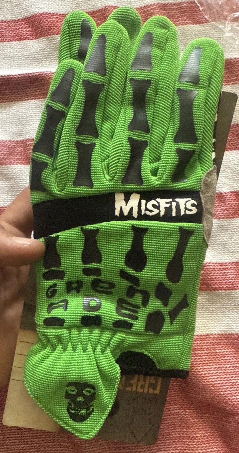 2007/2008 Grenade Misfits M/L Slime Green CC935 Snowboard Glove Medium/Large NEW