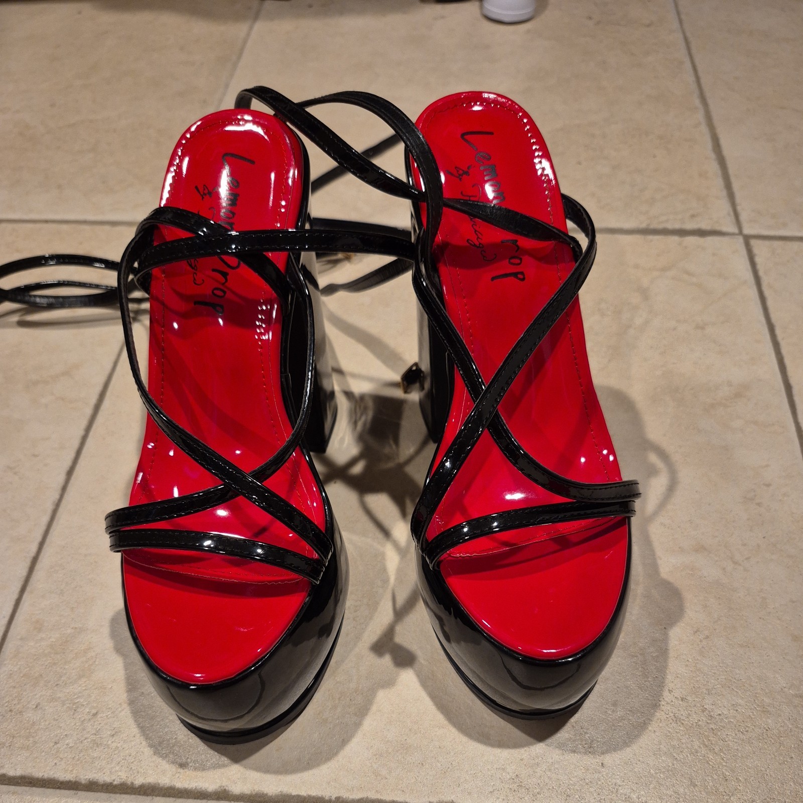 Lemon Drop By Privileged Drift Black Platform Chunky Heels Sandals US Size 8