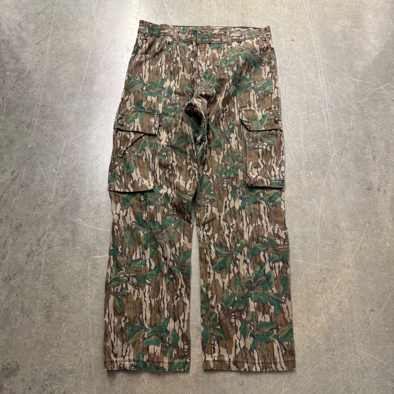 Vintage Mossy Oak Greenleaf Camo Cargo Pants Talon Zipper 36x34 Mens Vintage Mossy Oak Greenleaf Camo Cargo Pants Talon Zipper 36x34 Mens