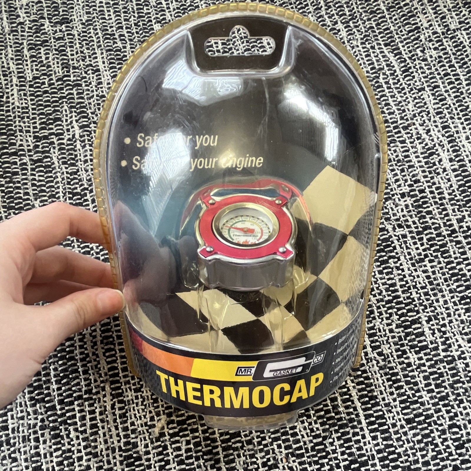 Mr. Gasket 2471R ThermoCap 16 PSI Red 2473R New Unopened Box Mr. Gasket 2471R ThermoCap 16 PSI Red 2473R New Unopened Box