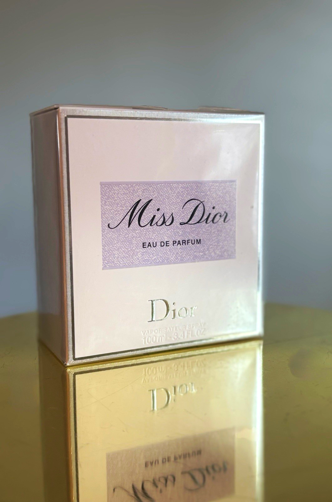 Dior Miss Dior Eau de Parfum Spray 100 ml / 3.4 fl oz Regular Size Dior Miss Dior Eau de Parfum Spray 100 ml / 3.4 fl oz Regular Size